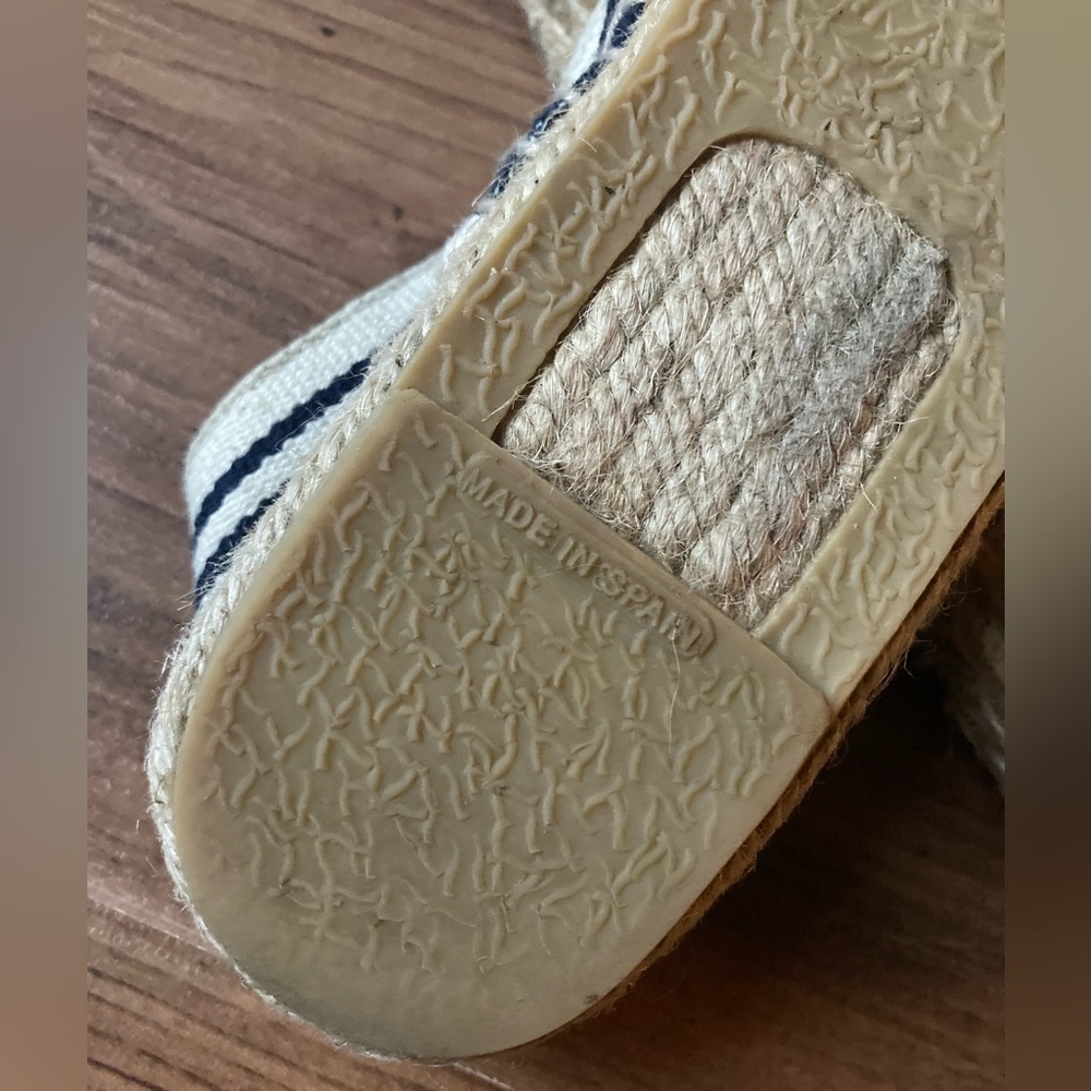 Tory Burch Navy and Cream Striped Espadrilles with Red Logo - Picture 4 of 4